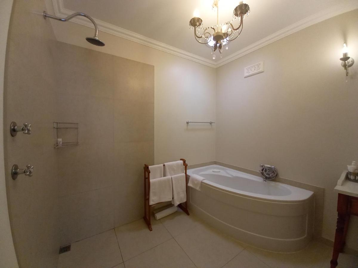 La Pension Guest House Oudtshoorn Exterior foto