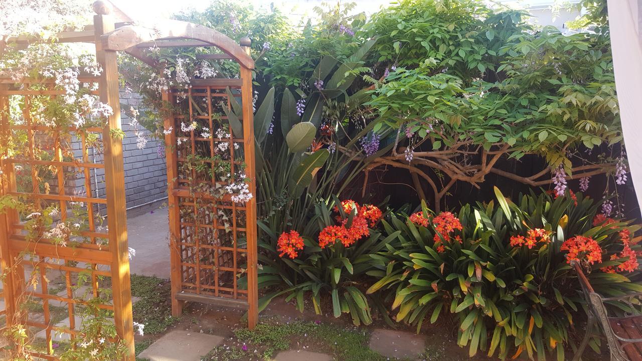 La Pension Guest House Oudtshoorn Exterior foto
